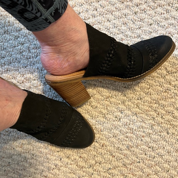 Journee Leather Huntly Black Bootie slides W/ Blocked Heels Sz 9 - Picture 12 of 12